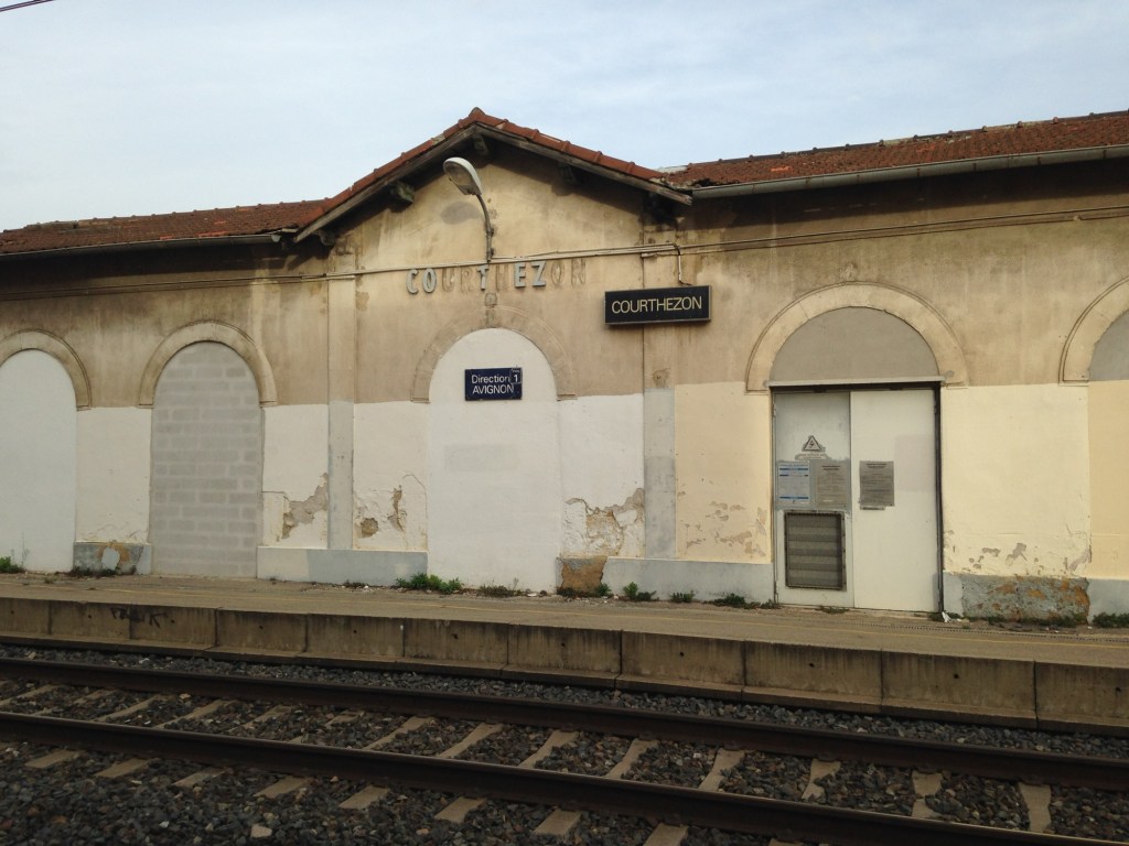 Avignon, train station, Courthéon